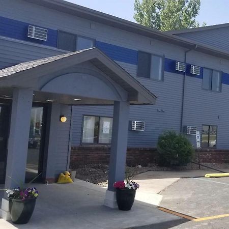 Travelodge By Wyndham Wahpeton Εξωτερικό φωτογραφία