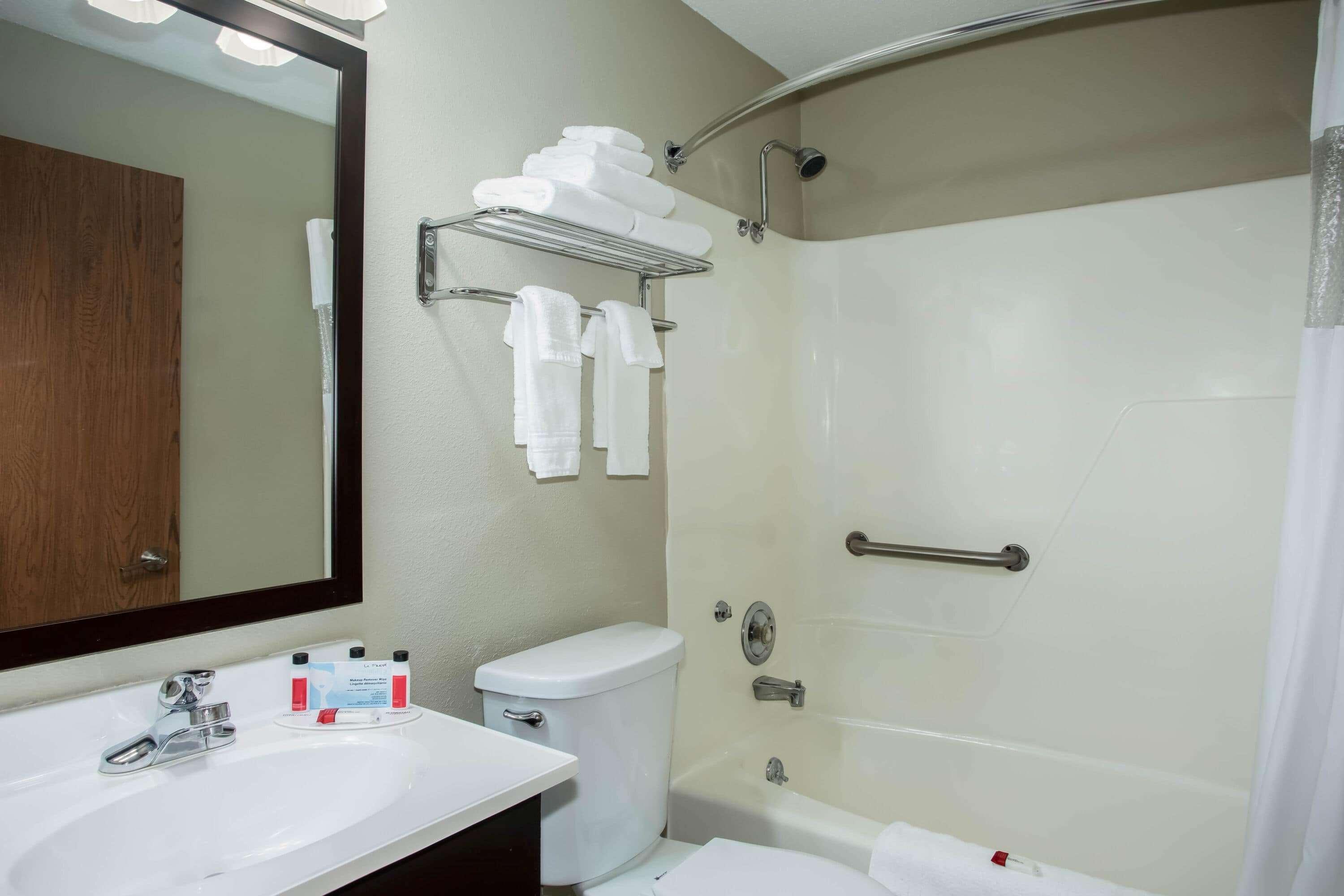 Travelodge By Wyndham Wahpeton Εξωτερικό φωτογραφία
